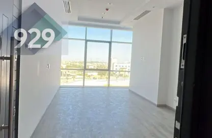 مساحات مكتبية - استوديو - 1 حمام للايجار في حى اسكان الجامعه الامريكية - كمبوندات التجمع الخامس - التجمع الخامس - مدينة القاهرة الجديدة - القاهرة