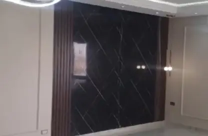 Apartment - 3 Bedrooms - 3 Bathrooms for rent in Mountain View iCity - 5th Settlement Compounds - The 5th Settlement - New Cairo City - Cairo