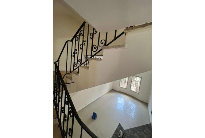 8023275 - Property Image 2