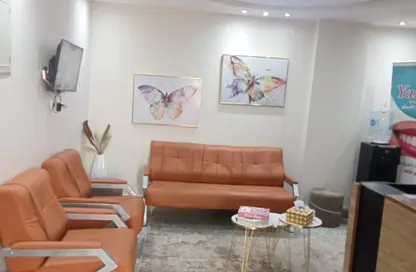 Office Space - Studio - 3 Bathrooms for rent in Al Hegaz St. - El Mahkama Square - Heliopolis - Masr El Gedida - Cairo