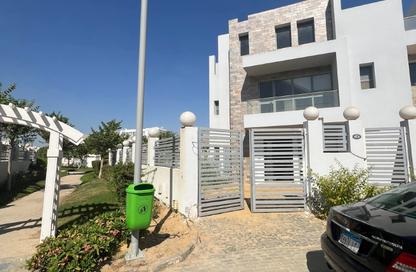 Penthouse - 5 Bedrooms - 5 Bathrooms for sale in Cleopatra Square - 26th of July Corridor - 6 October City - Giza