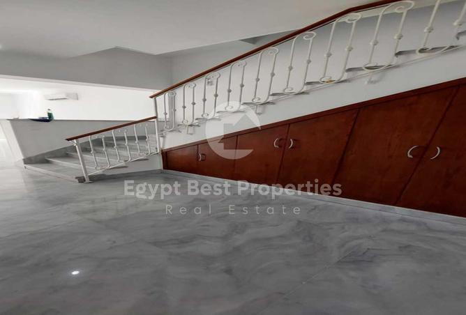 7977214 - Property Image 3
