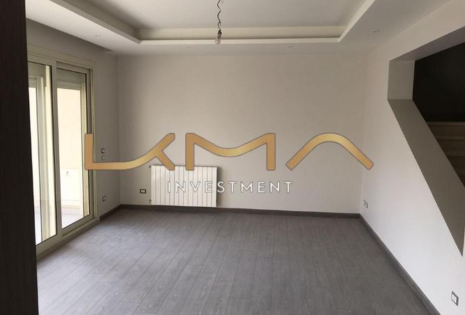 8319472 - Property Image 3