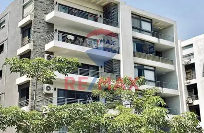 Apartment - 2 Bedrooms - 2 Bathrooms for sale in Taj City - 5th Settlement Compounds - The 5th Settlement - New Cairo City - Cairo