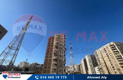 Apartment - 2 Bedrooms - 1 Bathroom for sale in Al Aezaa St. - Glim - Hay Sharq - Alexandria