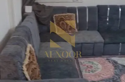 Apartment - 2 Bedrooms - 1 Bathroom for rent in Street 25 - 1st District - Sheikh Zayed City - Giza