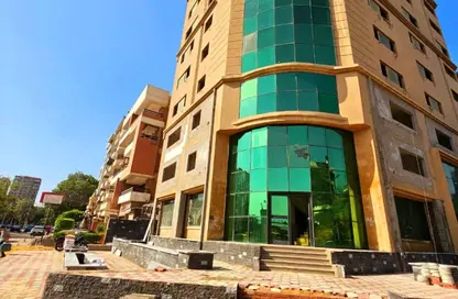 Office Space - Studio - 5 Bathrooms for rent in Palestine St. - New Maadi - Hay El Maadi - Cairo