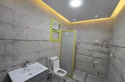 Office Space - Studio - 2 Bathrooms for rent in Zahraa El Maadi - Hay El Maadi - Cairo