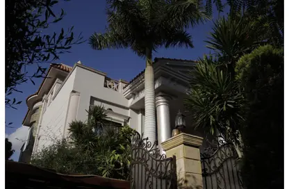 Villa - 5 Bedrooms - 5 Bathrooms for sale in Al Shorouk 2000 - El Shorouk Compounds - Shorouk City - Cairo
