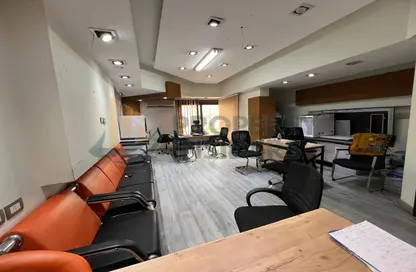 مساحات مكتبية - استوديو - 2 حمامات للبيع في شارع جامعة الدول العربية - المهندسين - الجيزة