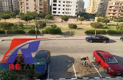 شقة - 3 غرف نوم - 2 حمامات للايجار في شارع المهندس ايهاب عزت - المنطقة التاسعة - مدينة نصر - القاهرة