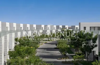 فيلا - 5 غرف نوم - 7 حمامات للبيع في كمبوند البروج - كمبوندات الشروق - مدينة الشروق - القاهرة