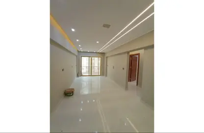 Apartment - 2 Bedrooms - 2 Bathrooms for sale in Capital East - Nasr City Compounds - Nasr City - Cairo