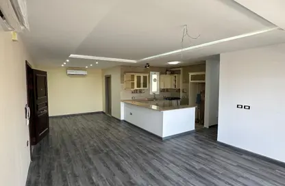 Apartment - 3 Bedrooms - 2 Bathrooms for sale in Hyde Park - New Cairo City - Cairo Apartment - 3 Bedrooms - 2 Bathrooms for sale in Hyde Park - New Cairo City - Cairo