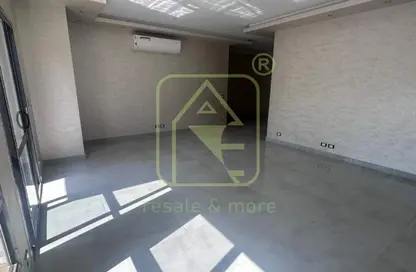شقة - 3 غرف نوم - 3 حمامات للايجار في ذا كورت ياردز - كمبوندات الشيخ زايد - الشيخ زايد - الجيزة