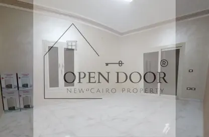 Apartment - 4 Bedrooms - 2 Bathrooms for rent in Zizinia St. - South Investors Area - New Cairo City - Cairo