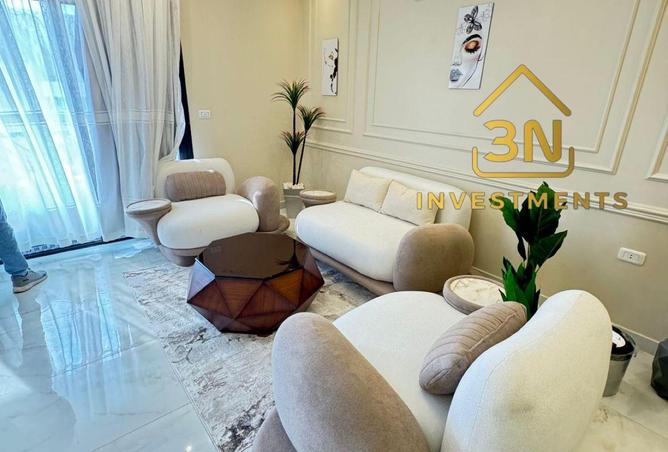 8201914 - Property Image 3