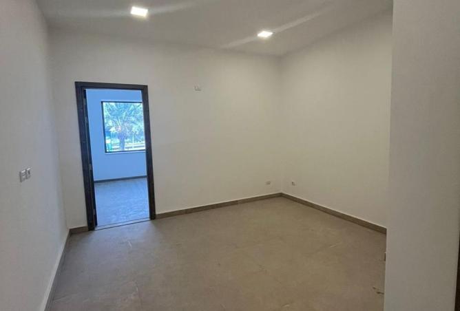 8240589 - Property Image 2