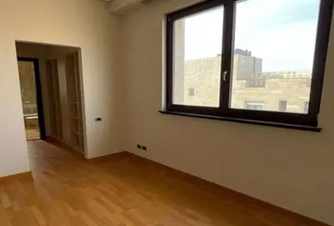 8261220 - Property Image 3