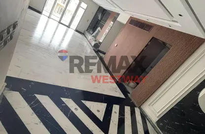 (بنتهاوس  (روف - 3 غرف نوم - 3 حمامات للبيع في ماونتن فيو تشيل اوت بارك - التوسعات الشمالية - مدينة 6 أكتوبر - الجيزة