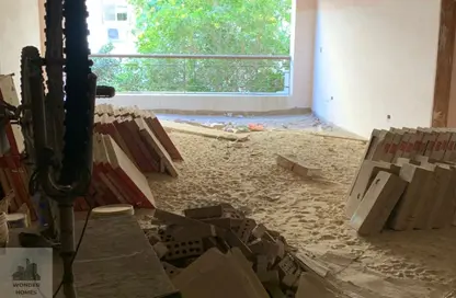 Apartment - 3 Bedrooms - 2 Bathrooms for sale in 7th Sector - Zahraa El Maadi - Hay El Maadi - Cairo