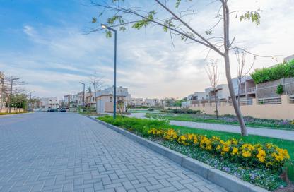 تاون هاوس - 3 غرف نوم - 4 حمامات للبيع في جراند هايتس - التوسعات الشمالية - مدينة 6 أكتوبر - الجيزة