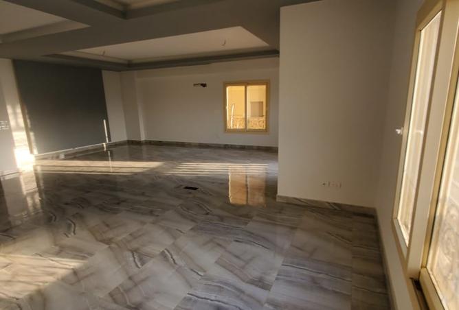 8346136 - Property Image 3