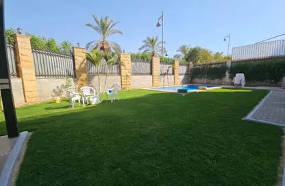 Villa - 7+ Bedrooms - 7 Bathrooms for sale in Royal City - Sheikh Zayed Compounds - Sheikh Zayed City - Giza