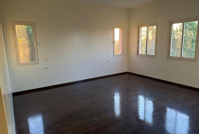 8040044 - Property Image 3
