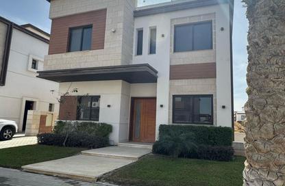 Villa - 3 Bedrooms - 3 Bathrooms for sale in Azzar - 5th Settlement Compounds - The 5th Settlement - New Cairo City - Cairo