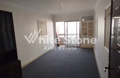 Apartment - 2 Bedrooms - 1 Bathroom for sale in Roushdy - Hay Sharq - Alexandria