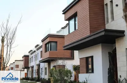 Townhouse - 5 Bedrooms - 4 Bathrooms for sale in Azzar - 5th Settlement Compounds - The 5th Settlement - New Cairo City - Cairo