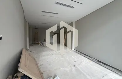 Office Space - Studio - 2 Bathrooms for rent in Cairo Business Park - 5th Settlement Compounds - The 5th Settlement - New Cairo City - Cairo