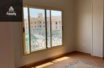 Apartment - 4 Bedrooms - 3 Bathrooms for rent in Doctor Ali Mosharafa St. - Al Narges 6 - Al Narges - New Cairo City - Cairo