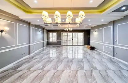 Apartment - 3 Bedrooms - 2 Bathrooms for sale in Mohamed Bahaa Al Din Al Ghouri St. - Smouha - Hay Sharq - Alexandria