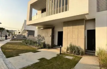 منزل مزدوج - 5 غرف نوم - 6 حمامات للبيع في جولز - طريق مصر اسكندرية الصحراوي - مدينة 6 أكتوبر - الجيزة