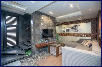 Villa - 2 Bedrooms - 2 Bathrooms for sale in Mustafa Kamel - Hay Sharq - Alexandria