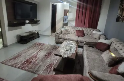 شقة - 3 غرف نوم - 2 حمامات للبيع في شارع قنال المحمودية البحرى - محرم بك - حي وسط - الاسكندرية