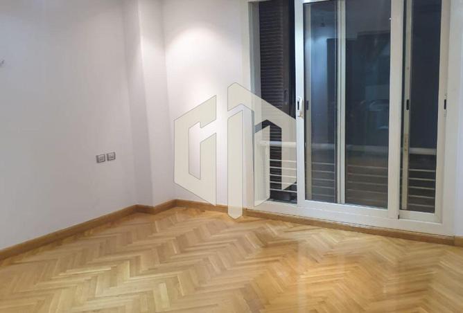 8063190 - Property Image 3