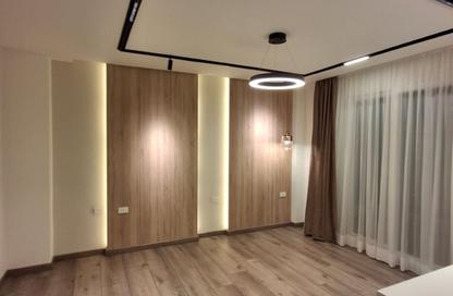 Apartment - 3 Bedrooms - 3 Bathrooms for sale in West Leaves - 1st District - 6 October City - Giza