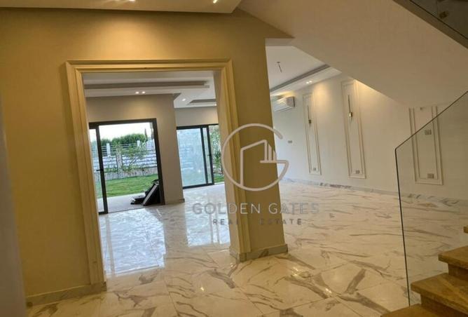 8338755 - Property Image 2