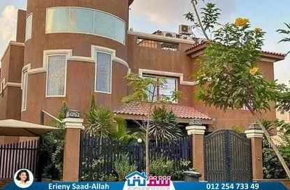 فيلا - 4 غرف نوم - 3 حمامات للبيع في مدينة القاهرة الجديدة - القاهرة