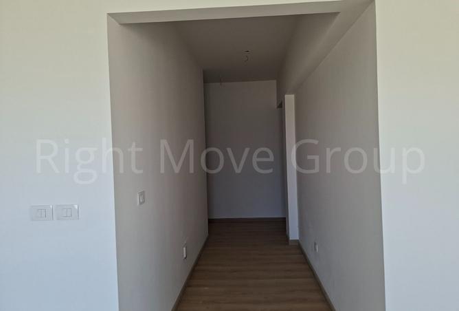 8063403 - Property Image 3