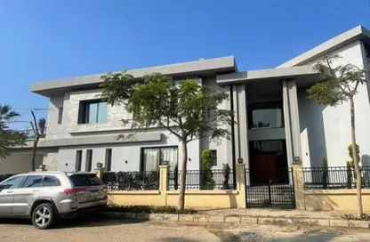 Villa - 4 Bedrooms - 4 Bathrooms for sale in Swan Lake Residence - 5th Settlement Compounds - The 5th Settlement - New Cairo City - Cairo