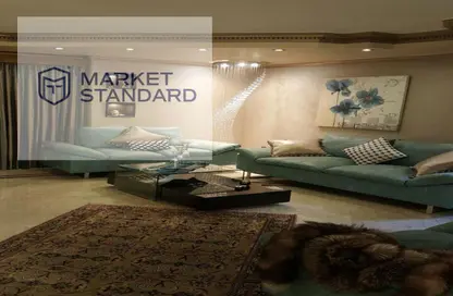 Apartment - 3 Bedrooms - 3 Bathrooms for sale in Mosadak St. - Dokki - Giza