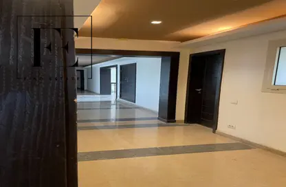 Apartment - 3 Bedrooms - 3 Bathrooms for rent in New Giza - Cairo Alexandria Desert Road - 6 October City - Giza