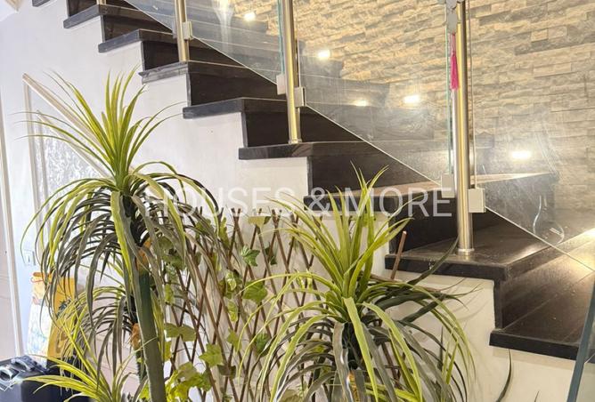 8112972 - Property Image 2