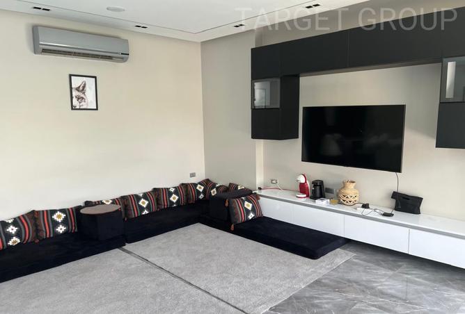 8340008 - Property Image 2