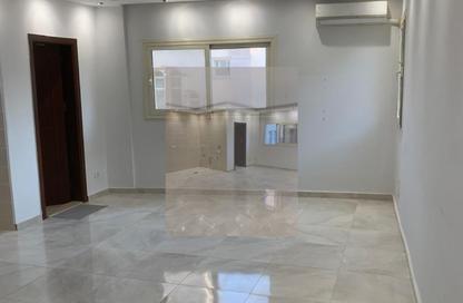شقة - 2 غرف نوم - 1 حمام للايجار في حى اسكان الجامعه الامريكية - كمبوندات التجمع الخامس - التجمع الخامس - مدينة القاهرة الجديدة - القاهرة