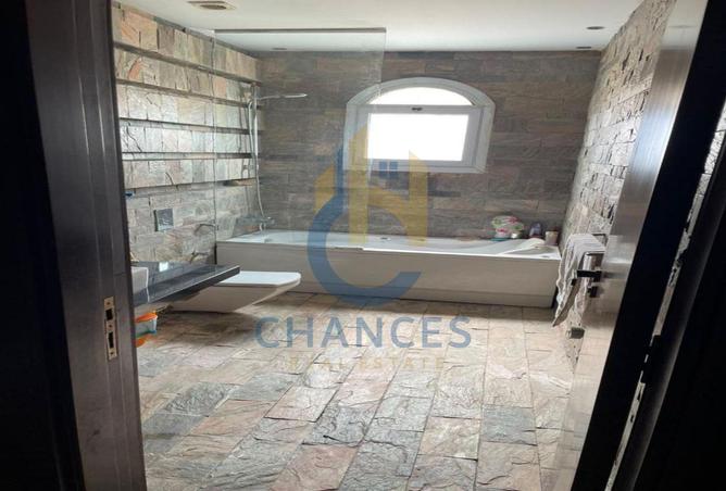 8054458 - Property Image 3